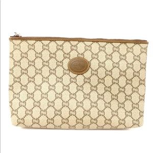 ‼️SOLD‼️ Gucci Plus Clutch GG